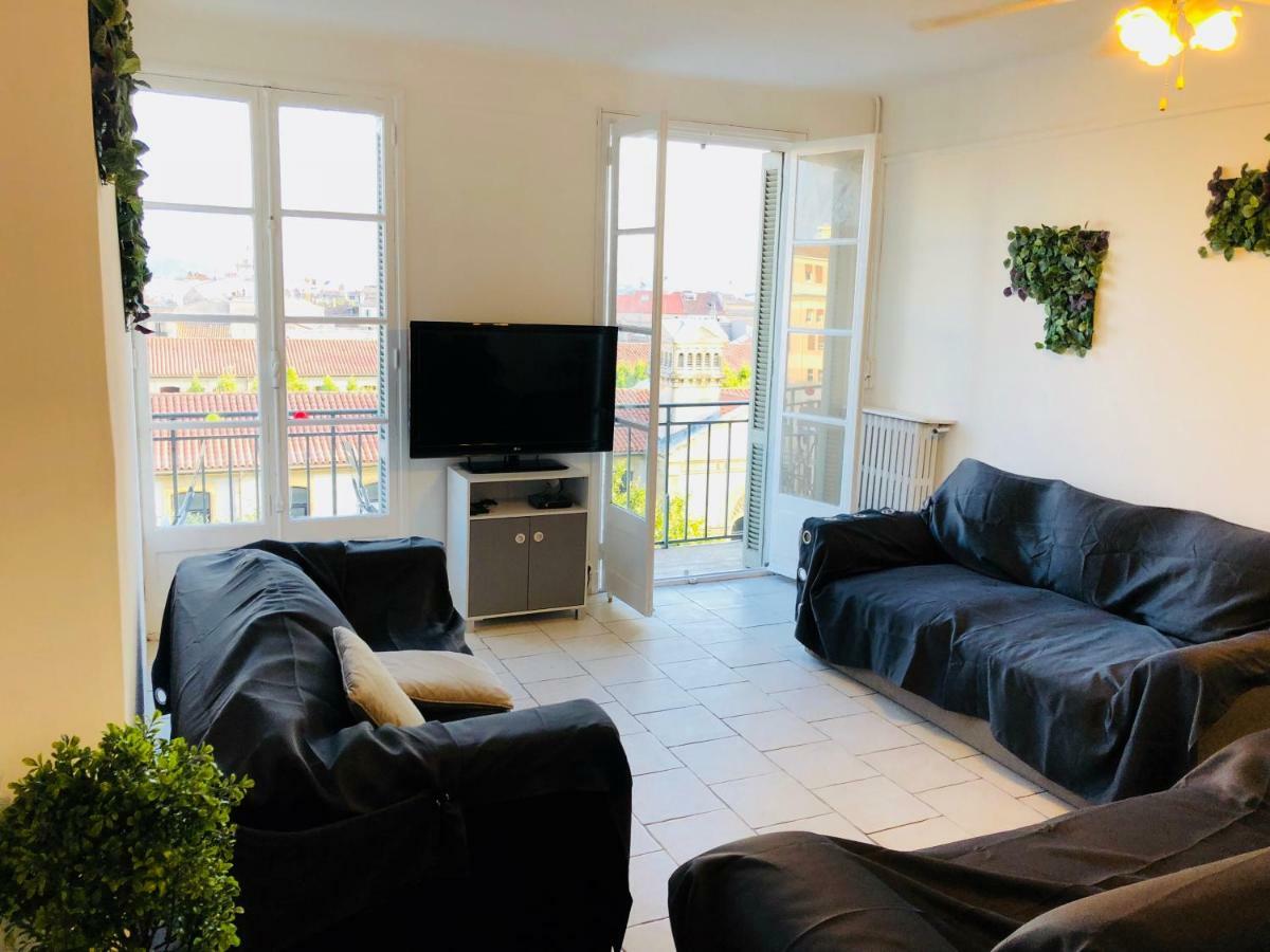 Chambres Loft Partage Centre 土伦 外观 照片